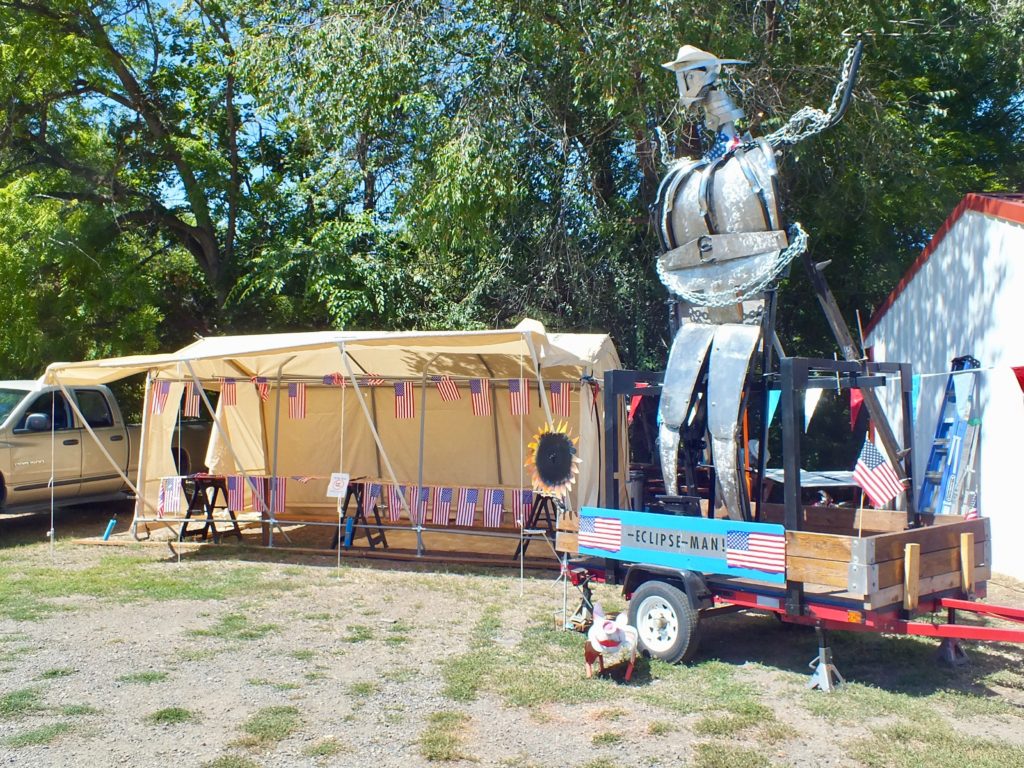 Eclipse Man is ready for the solar eclipse 2017 in Weiser