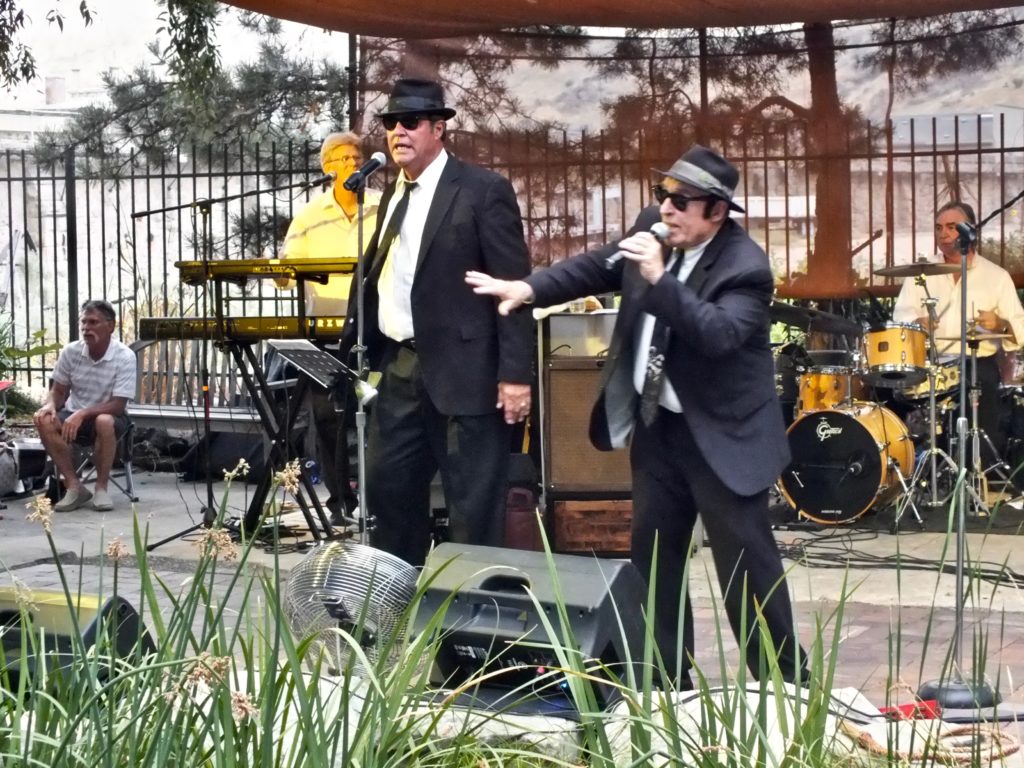 Jake and Elwood great singing shot at Idaho Botanical Gardens