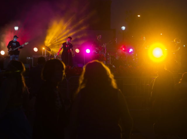 Open air concerts are great as Grateful came truckin'